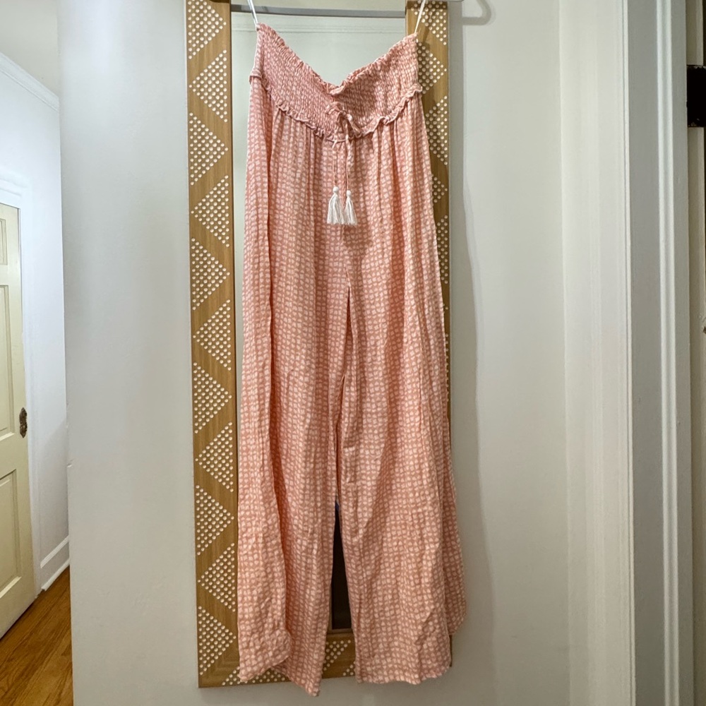 Chic Pink Checkered Pants with Tassels